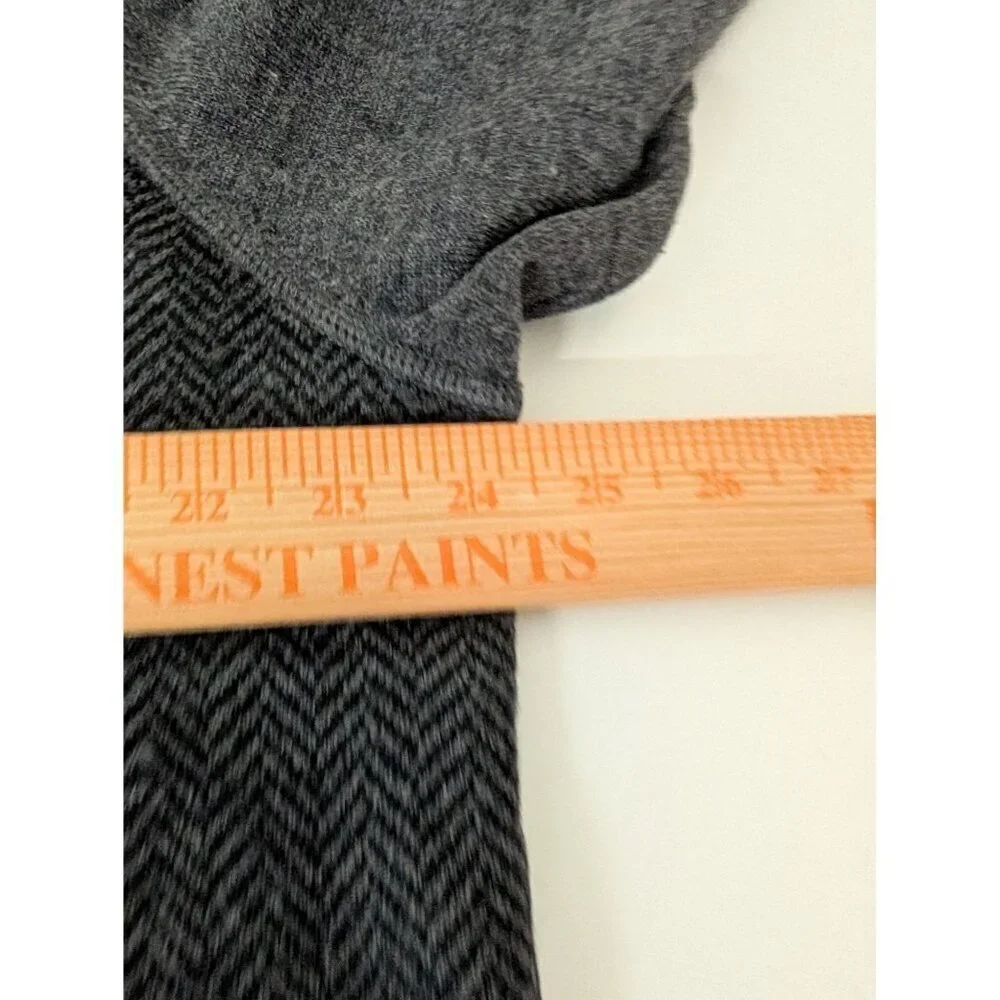 Banana Republic Merino Wool Herringbone Sweater Mens Size XXL Gray Knit V Neck